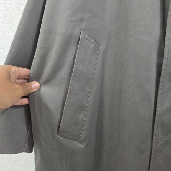 London Fog Men’s Trench Coat Size 44 Regular Gray Long Overcoat Classic Vintage - Picture 4 of 8